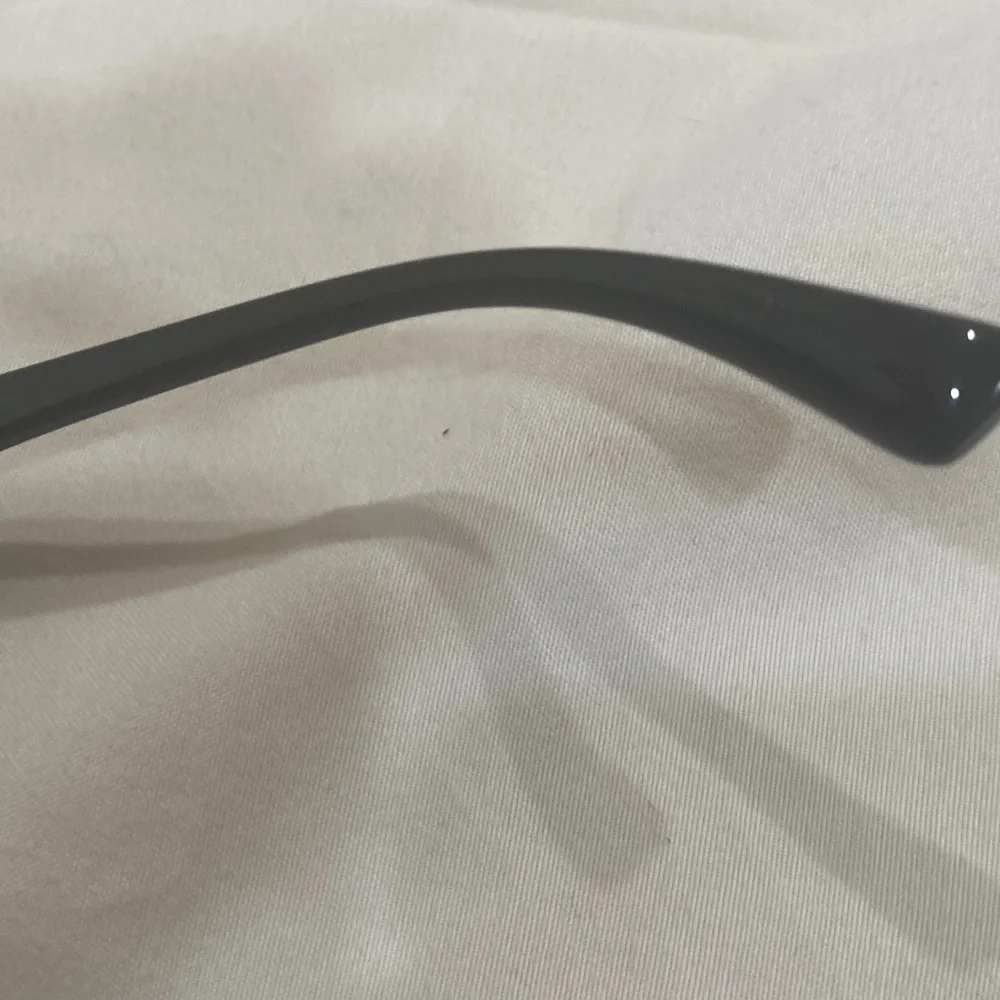 Women’s Black Oversized Oval Sunglasses